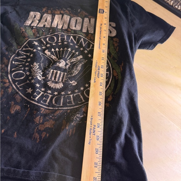 Ramones Black Graphic T-Shirt XS - Picture 4 of 5